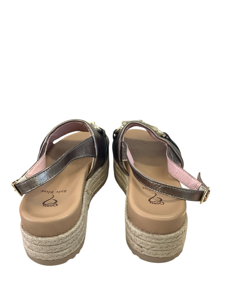 Sole Bliss Shoe Size 7 Silver Bree Sandals