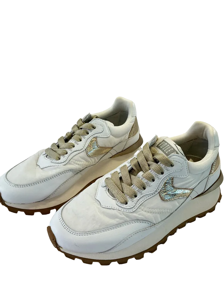 Voile Blanche Shoe Size 6 White & Gold Sneakers