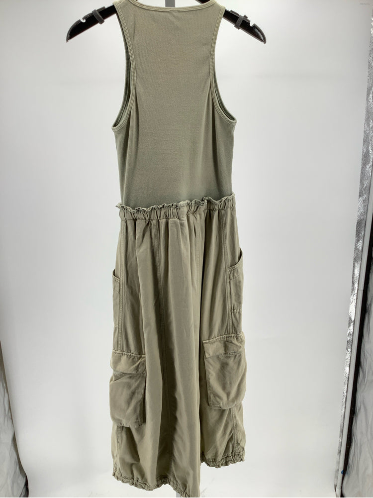daily practice Size S Sage Dress