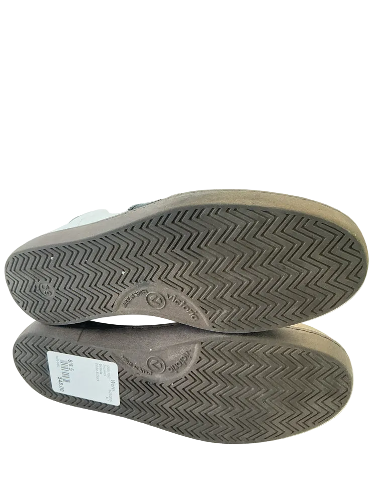 Victoria Shoe Size 8/8.5 White & black Sneakers
