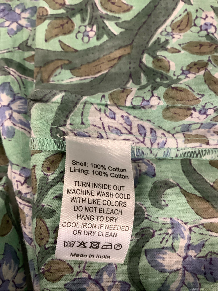 Anna Cate Size M Green multi Charlotte Dress