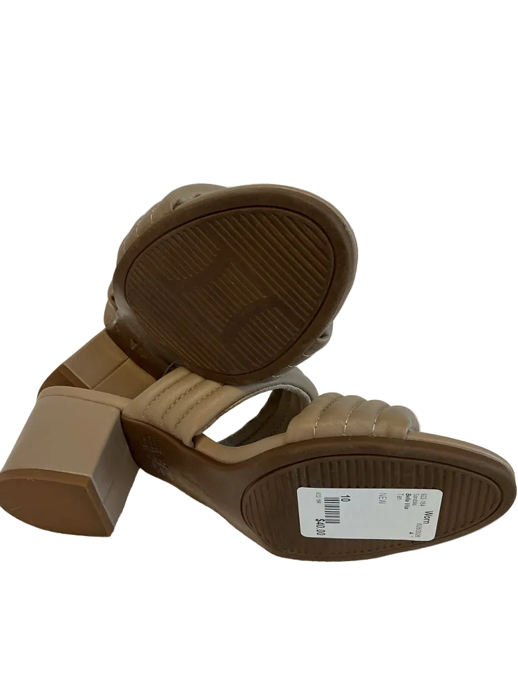 Bella Vita Shoe Size 10 Tan Sandals
