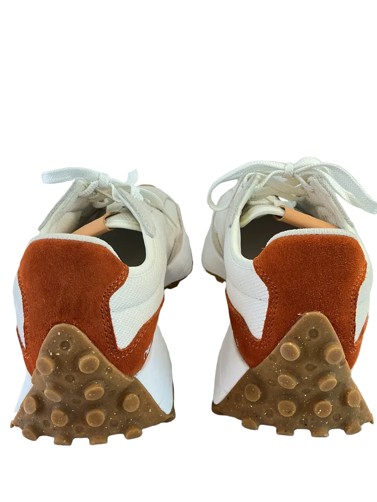 New Balance Shoe Size 8 Tan & Orange Sneakers