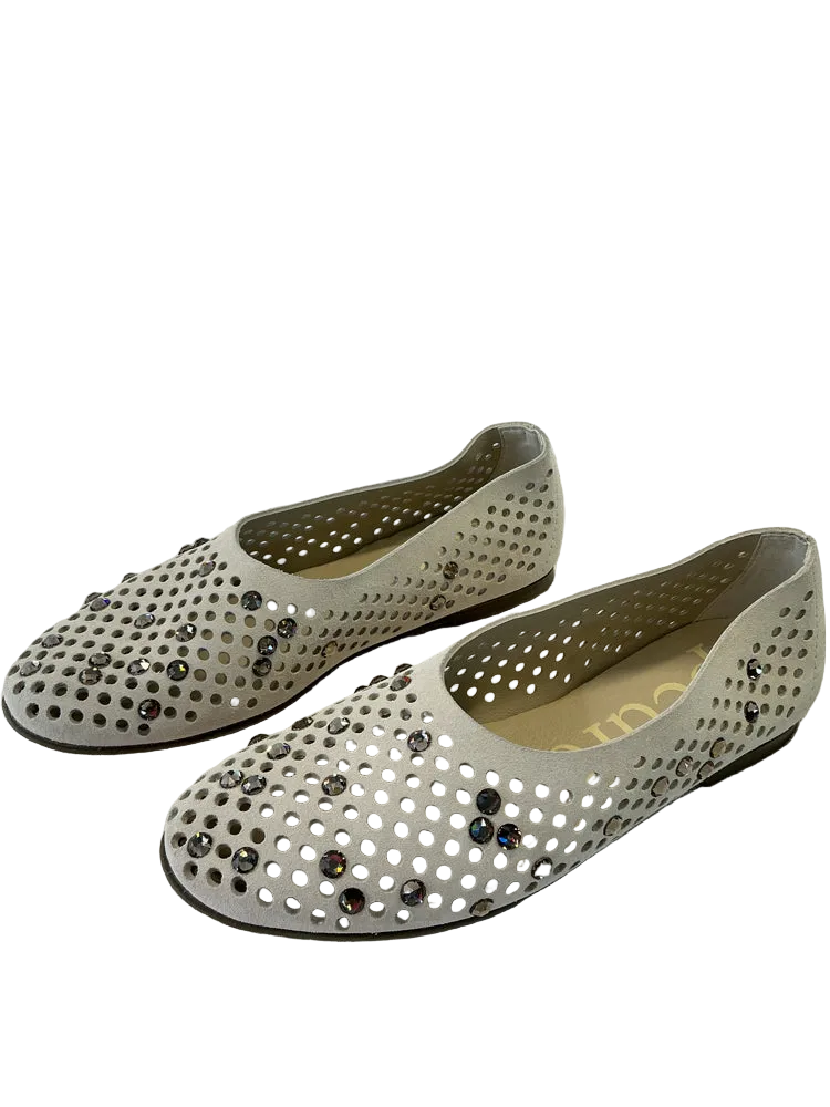 pedro garcia Shoe Size 6 Cream & Silver Flats