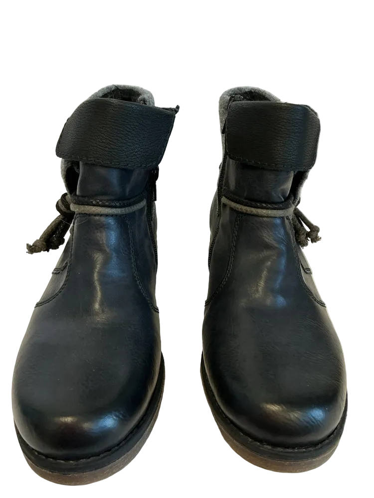 Rieker Shoe Size 9 Black Booties
