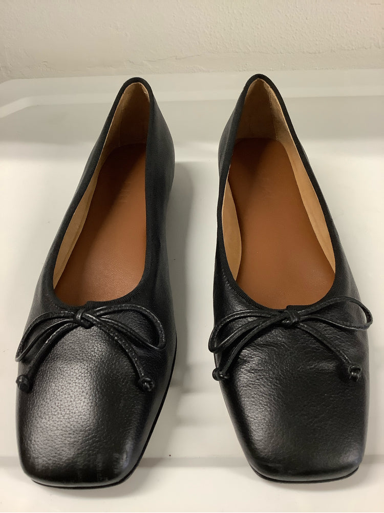 M.Gemi Shoe Size 9/9.5 Black The Danza Flats