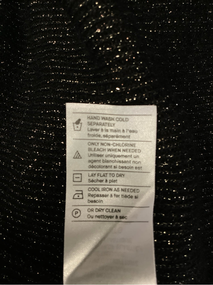 Vince Size XL Black & Gold Sweater