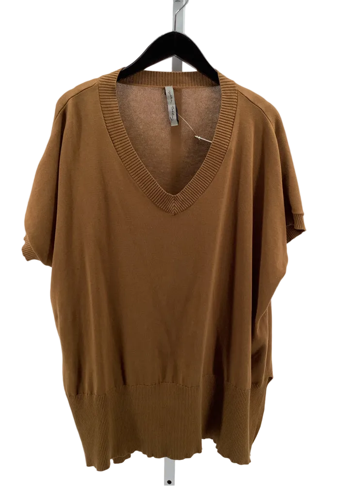 Cynthia Ashby Size OS Brown Shirt