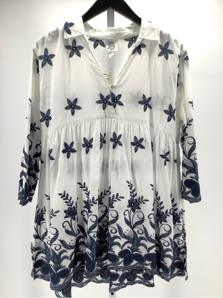 Ivy Jane Size L White & Navy Shirt