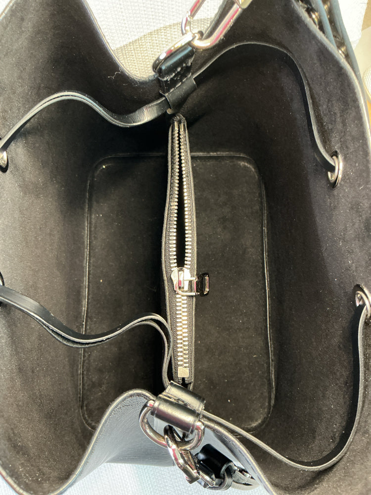 Louis Vuitton Black NeoNoe MM Handbags