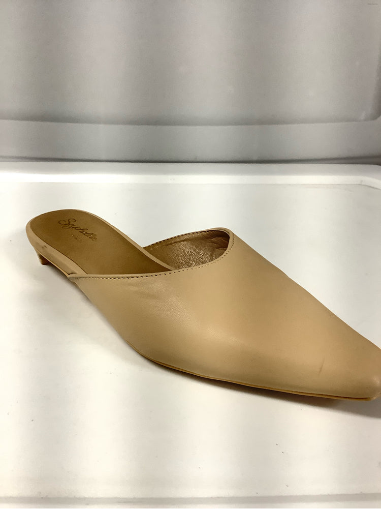 Seychelles Shoe Size 8.5 Tan Mules