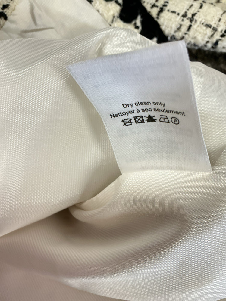 Veronica Beard Size 8 White & black Jacket