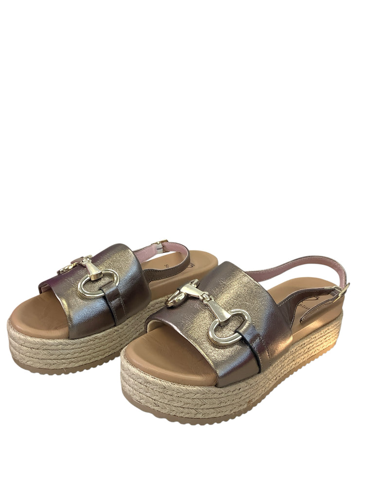 Sole Bliss Shoe Size 7 Silver Bree Sandals