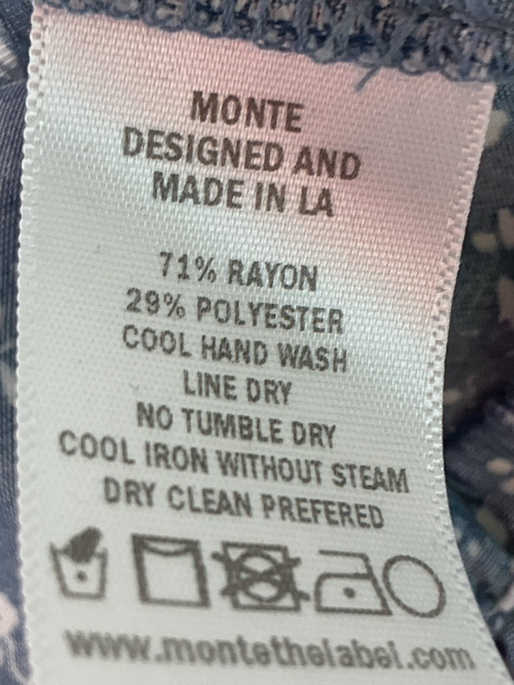 Monte Size M Blue & White Shirt