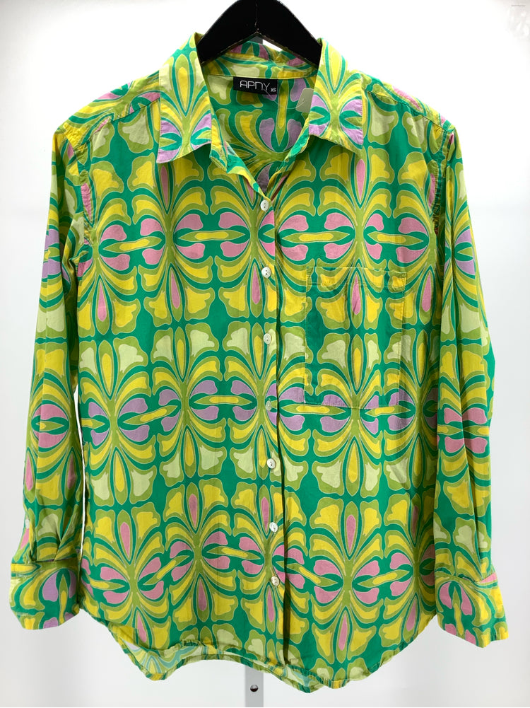 APNY Size XS Green multi Shirt