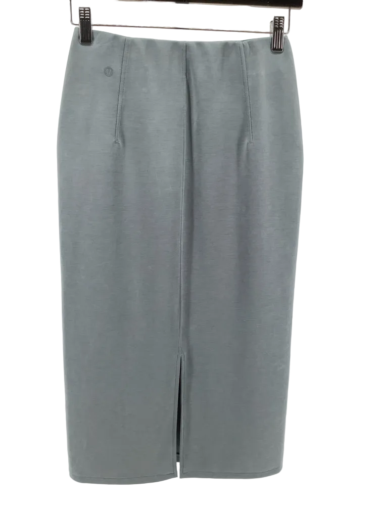 lululemon Size 4 Gray Skirt