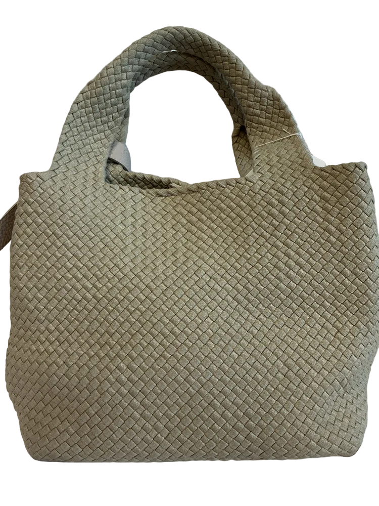 120% Lino Tan Handbags