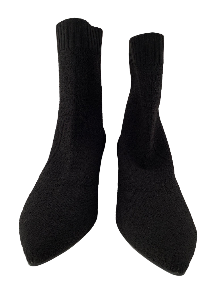 vivaia Shoe Size 10 Black Booties
