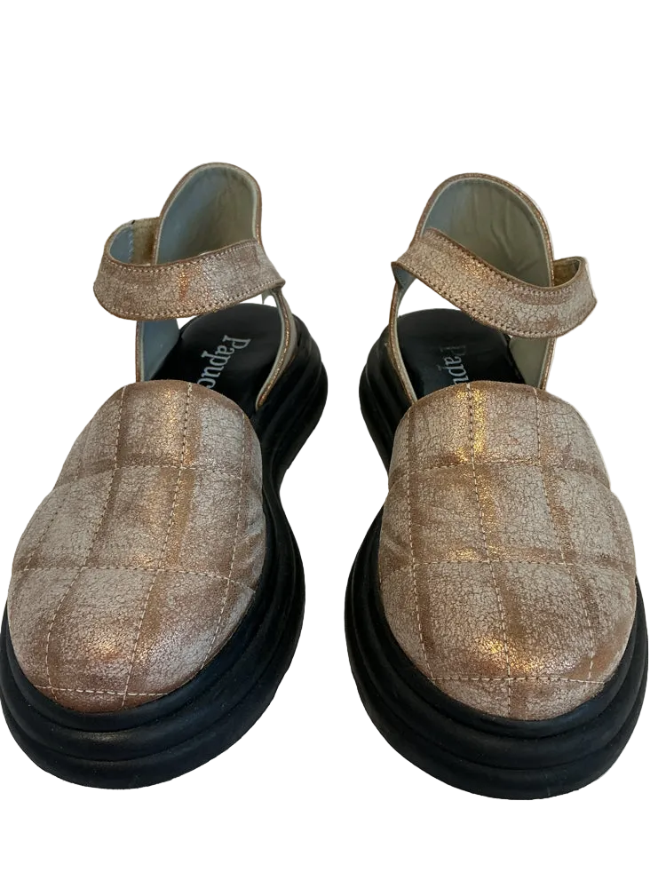 Papucei Shoe Size 6 Tan Sandals