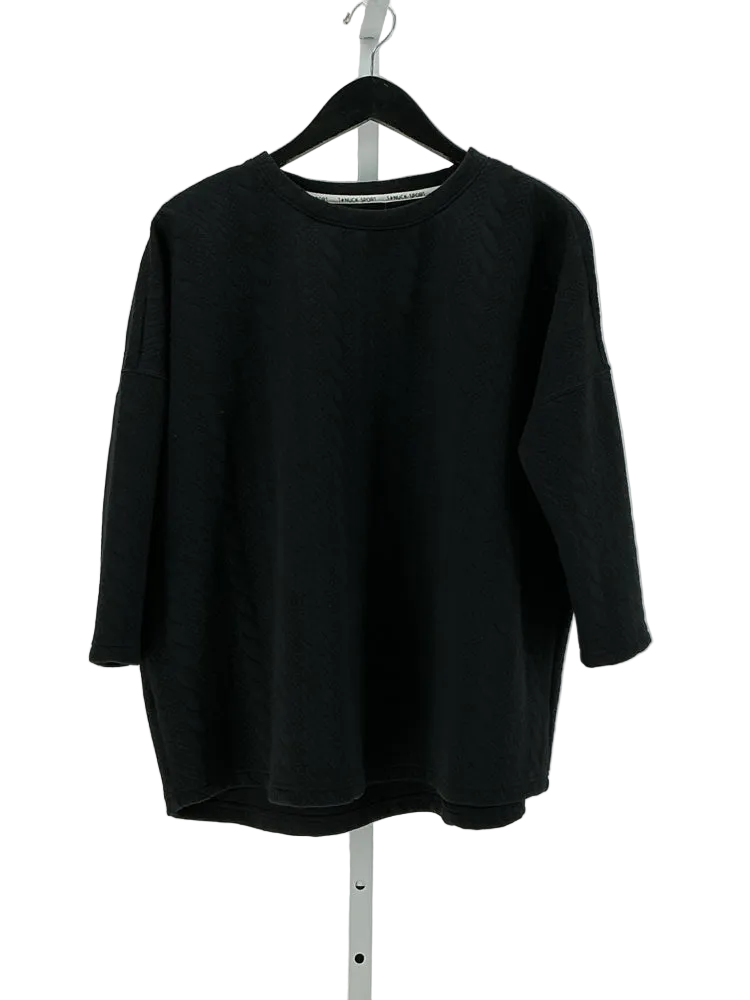 Tuckernuck Size M/L Black Sweatshirt