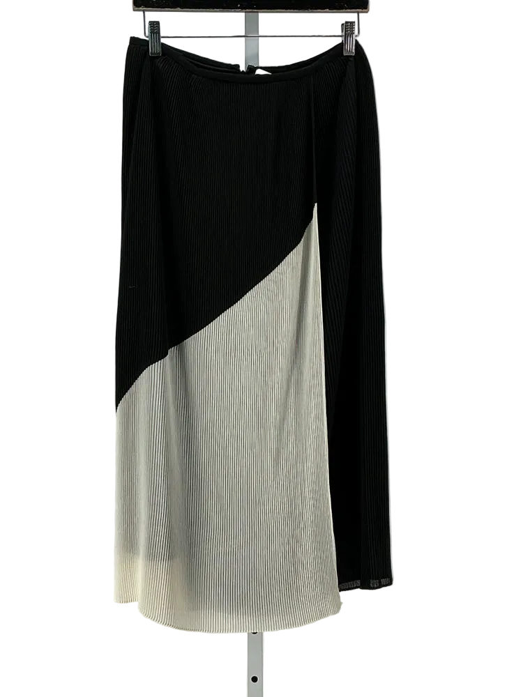 Halston Size 6 Black & White Skirt