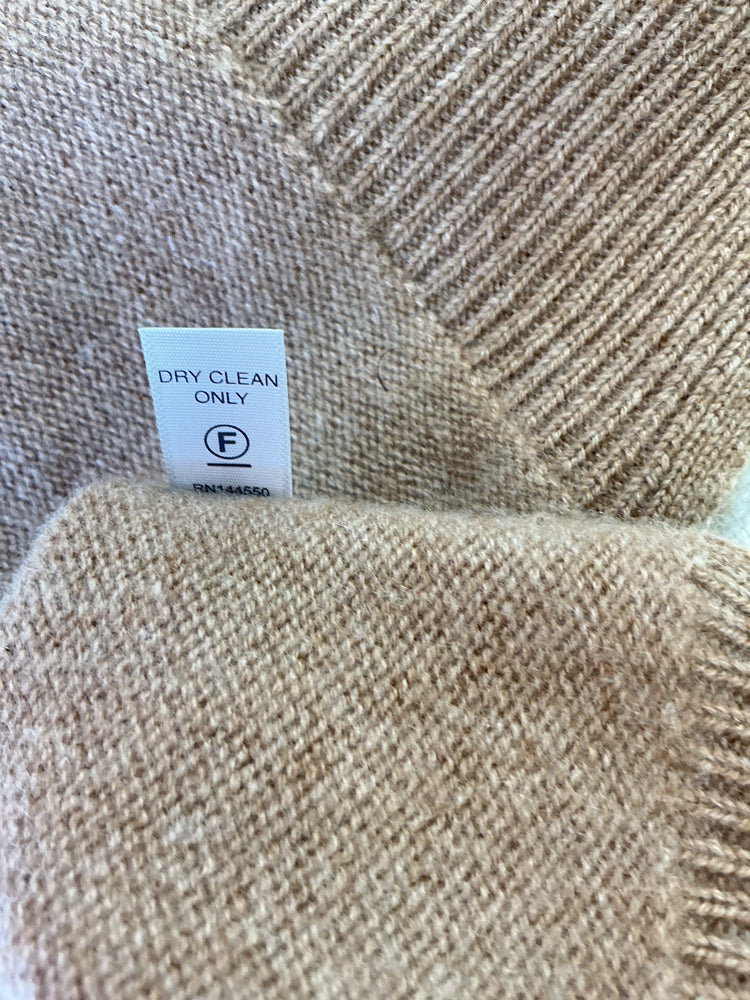 Doffer Boys Size S Tan Juniper Sweater