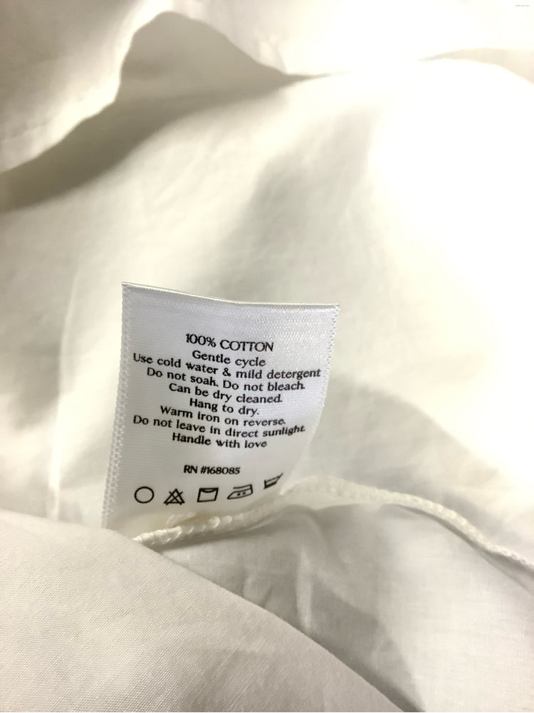 Beyond by Vera Size M White Lilly Shirt