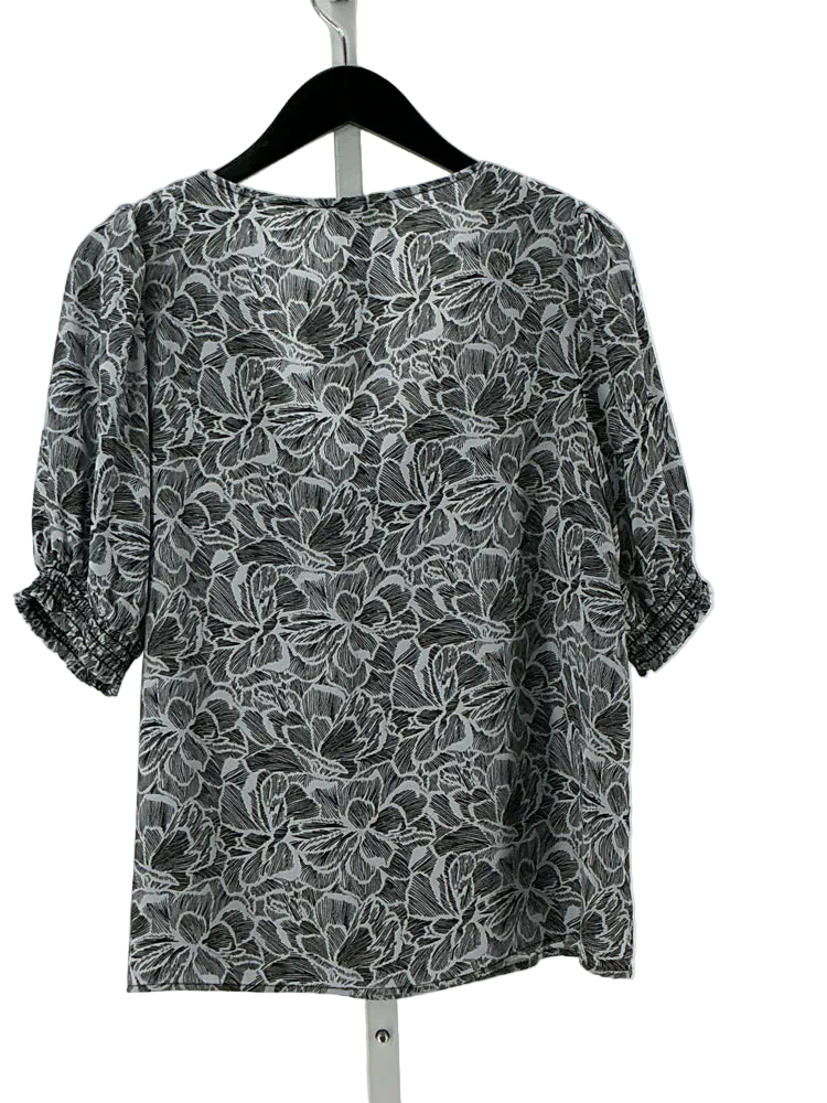 Evereve Size L Black & White Shirt