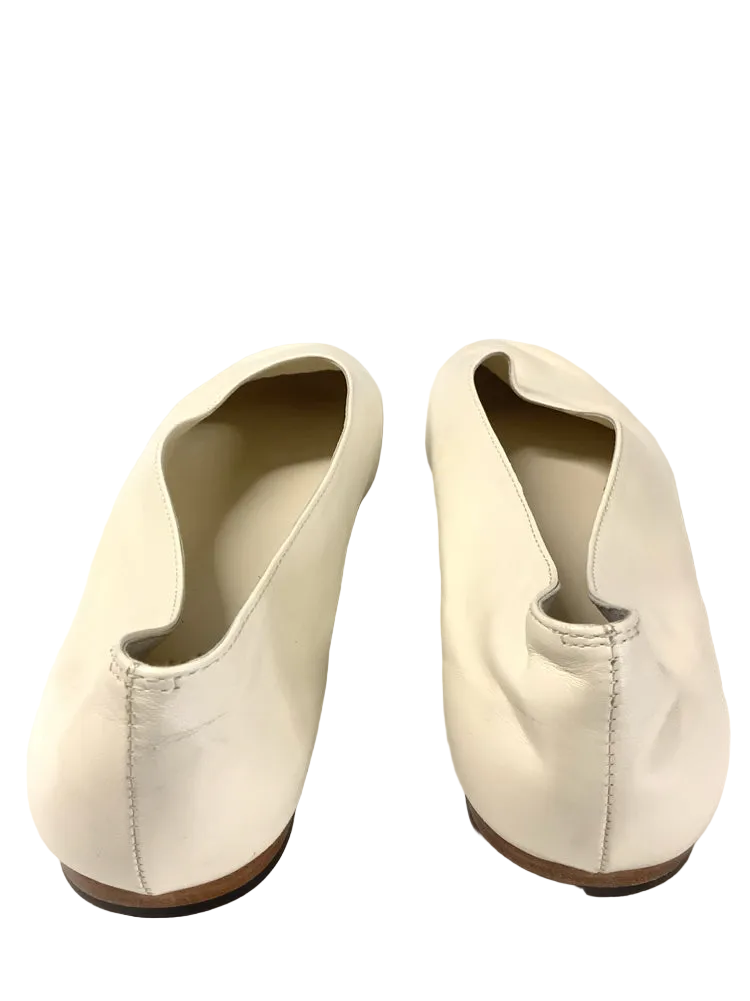 Vince Shoe Size 8.5 Cream Flats