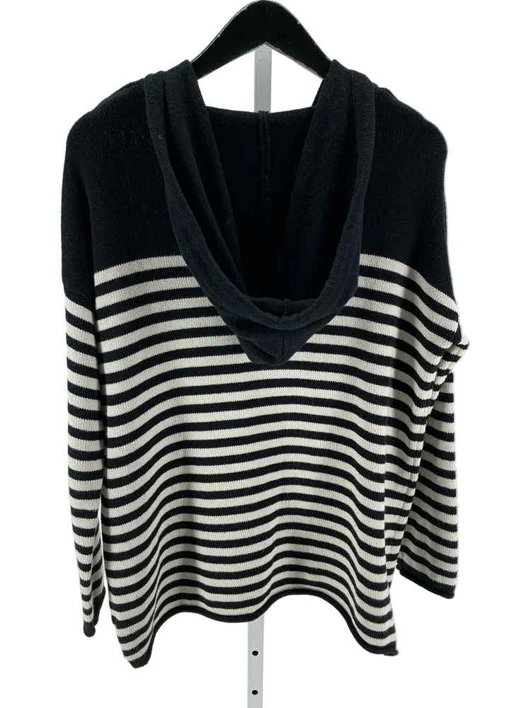 Velvet by Graham Spencer Size S Black & Cream Sweater