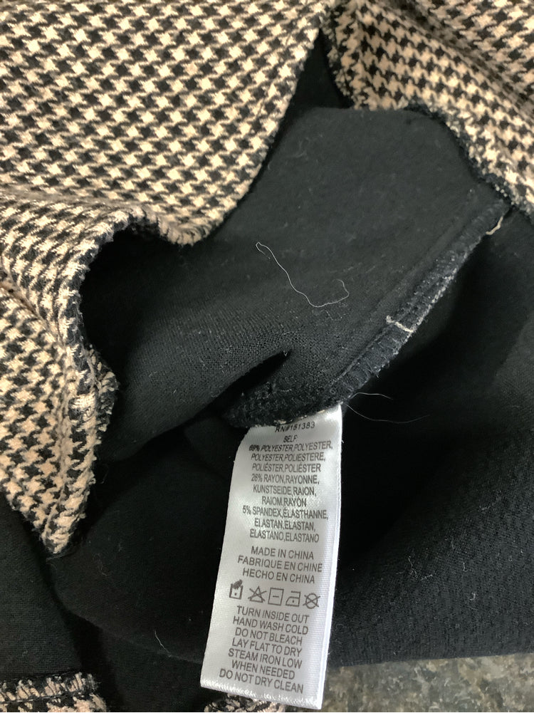 Current Air Size XS Black & Tan Shirt
