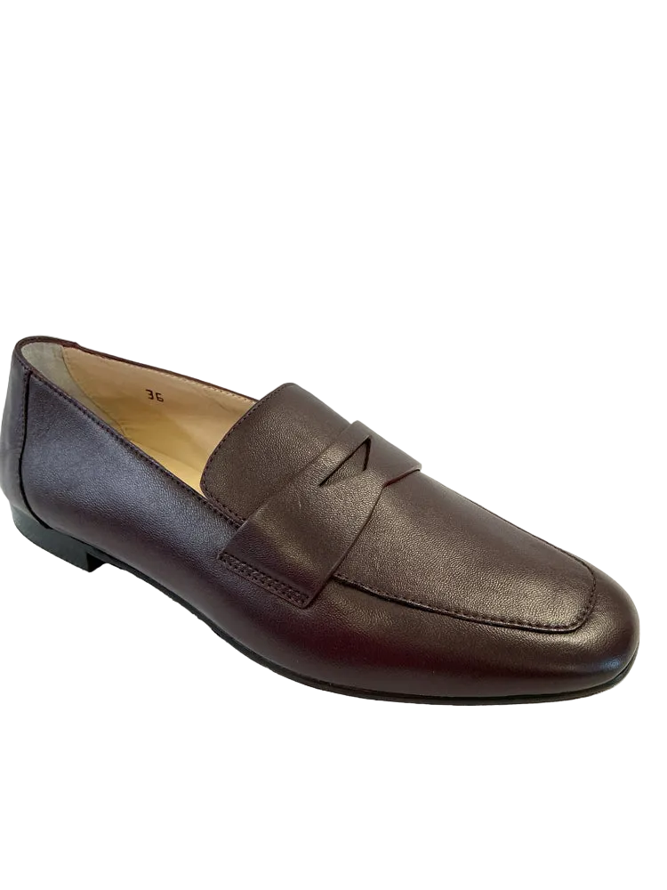 Le Monde Beryl Shoe Size 6 Brown Loafers