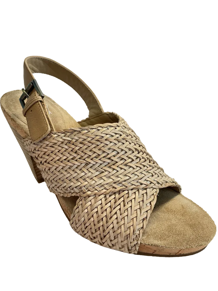 Eileen Fisher Shoe Size 7.5 Tan Heels