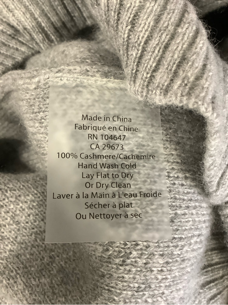 Kinross Size S Gray Sweater