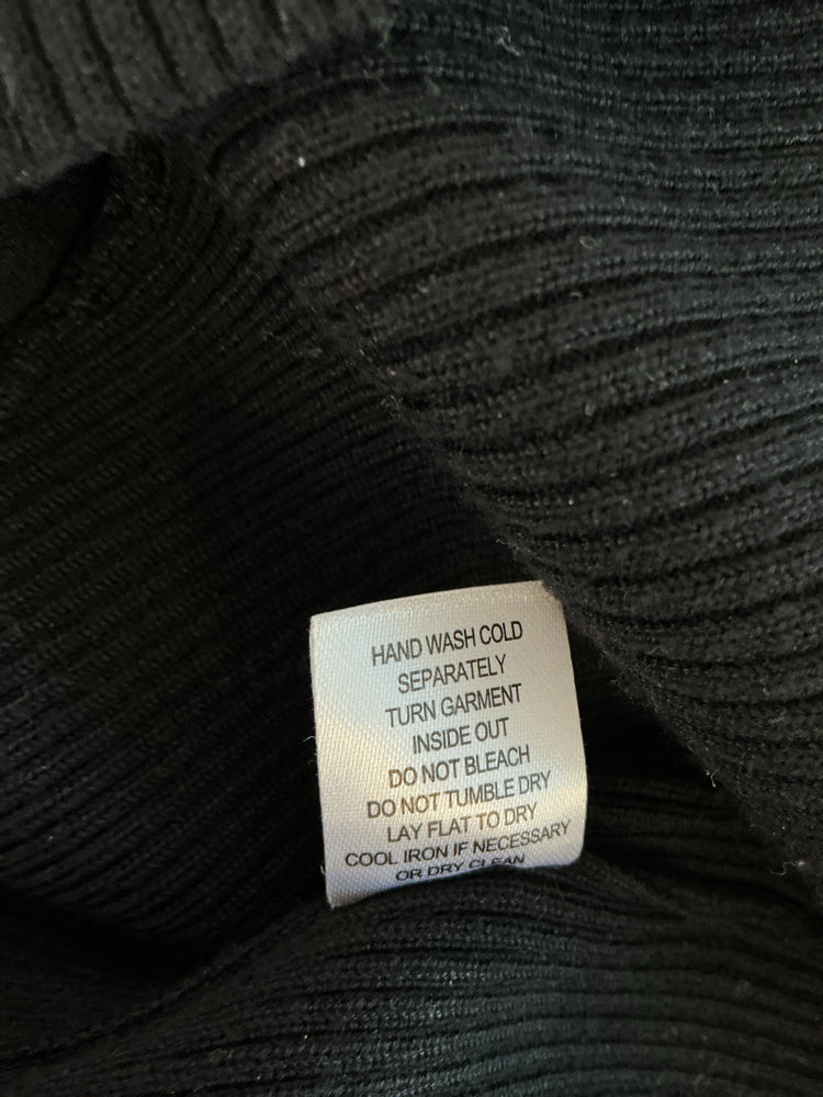 ost Size S Black & White Sweater
