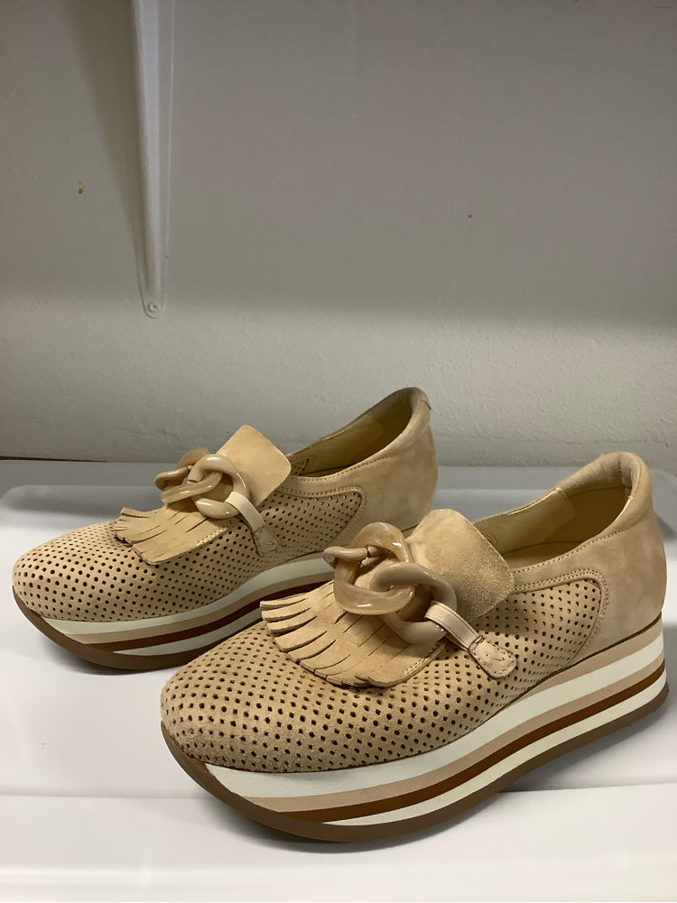 Softwaves Shoe Size 8 Tan Cassie Loafers