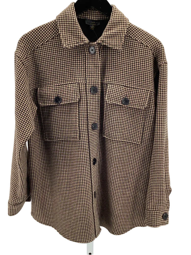 Current Air Size XS Black & Tan Shirt