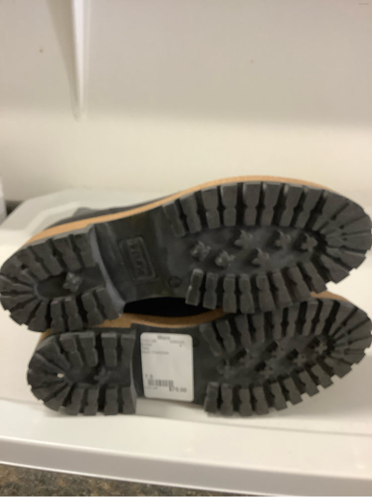 Taos Shoe Size 7.5 Black Downtown Booties