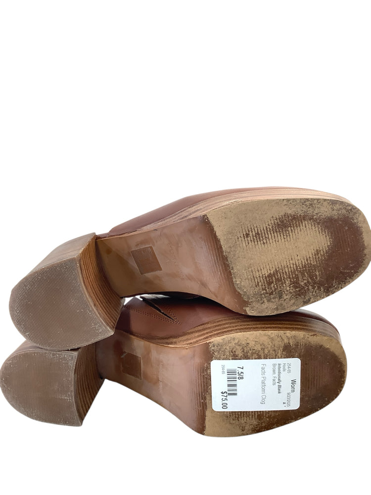 Intentionally Blank Shoe Size 7.5/8 Brown Facts Heels