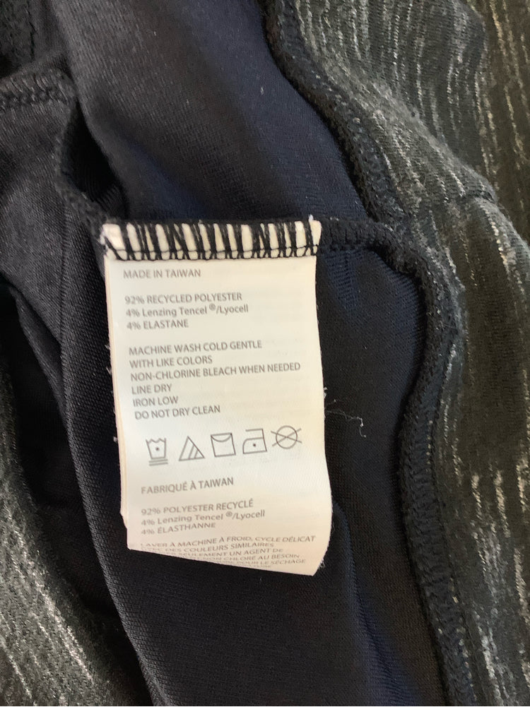 Prana Size XS Black & Gray Shirt