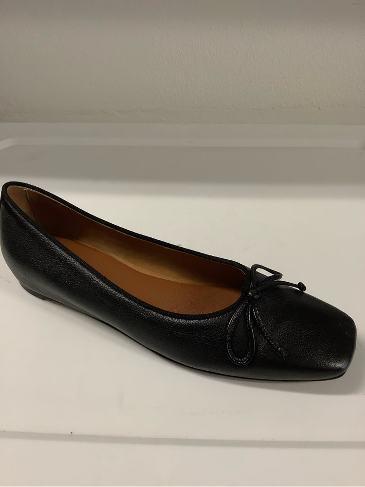 M.Gemi Shoe Size 9/9.5 Black The Danza Flats