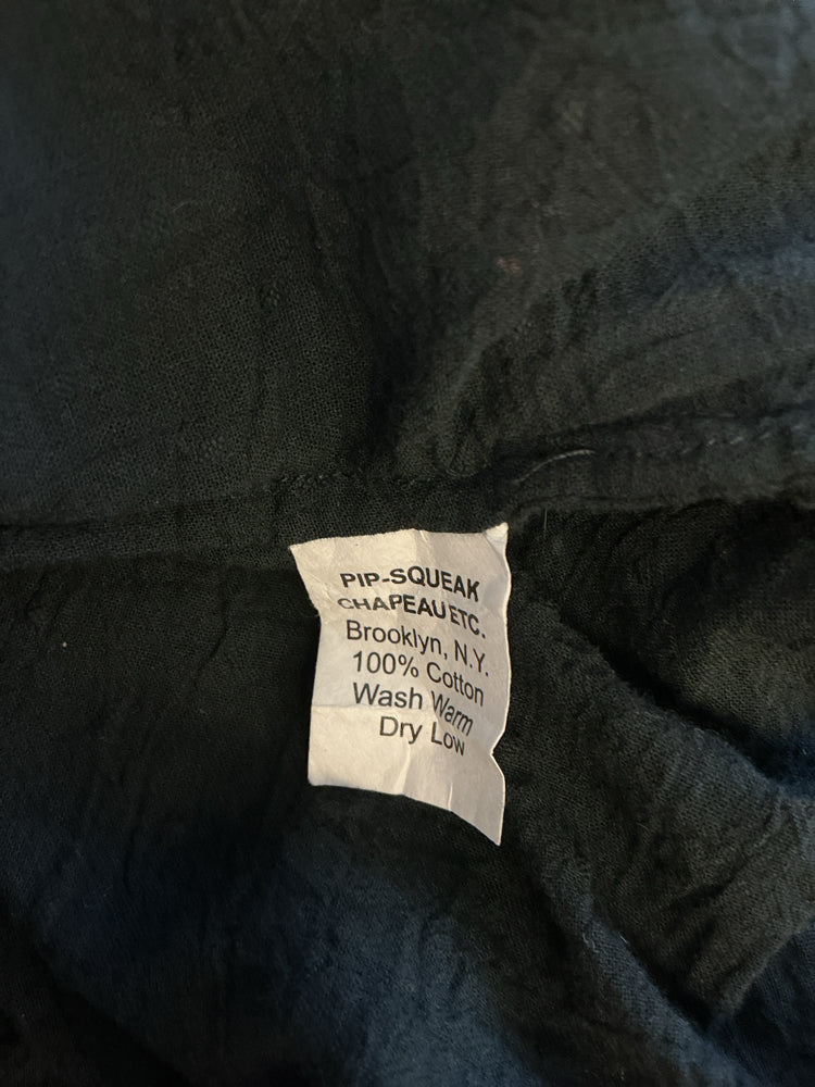 Pip-squeak chopeau Size S Black Shirt