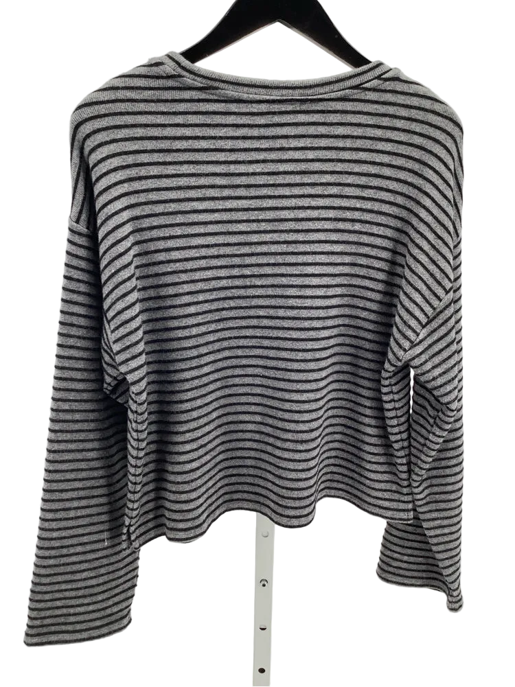 Sanctuary Size XS Gray & Black Shirt