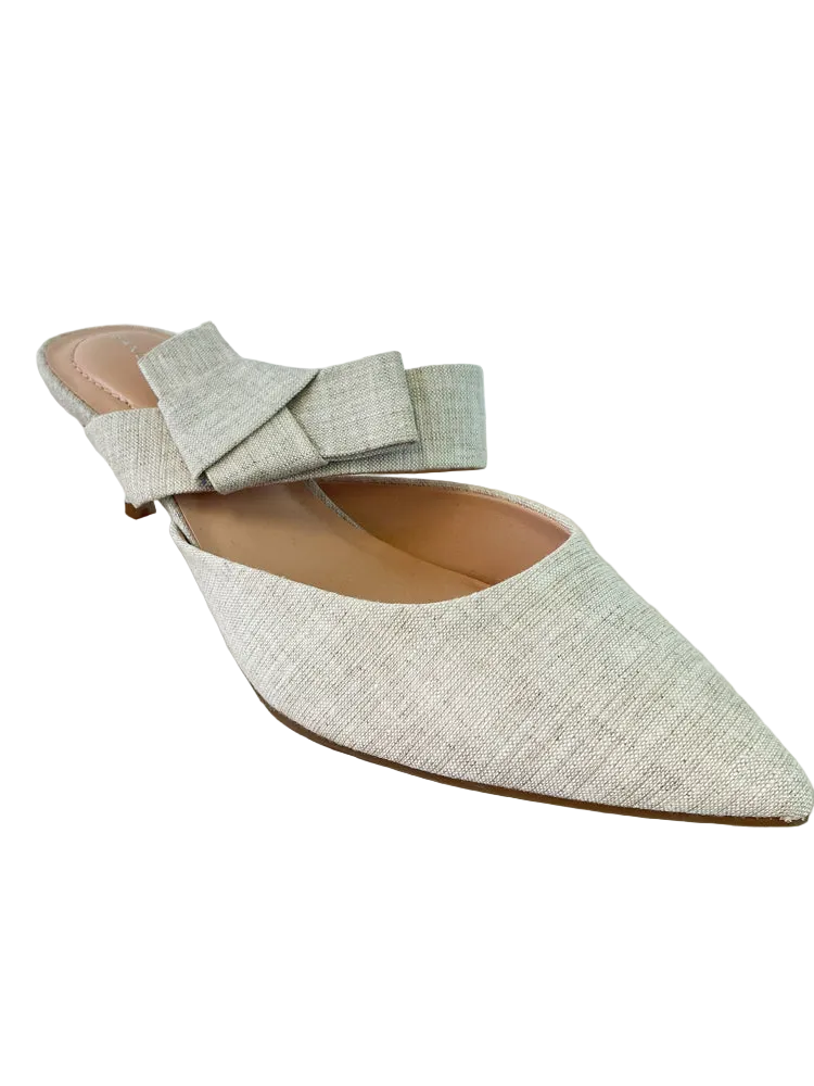 Bandolino Shoe Size 9 Cream Heels