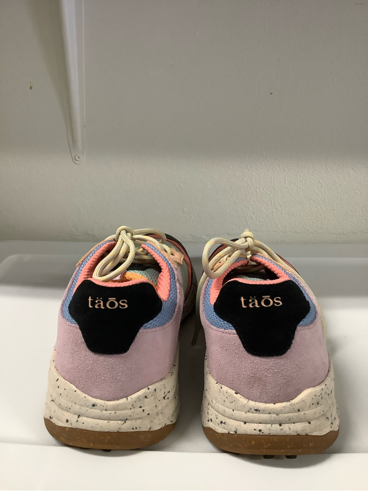 Taos Shoe Size 11 Multi-Color Sneakers