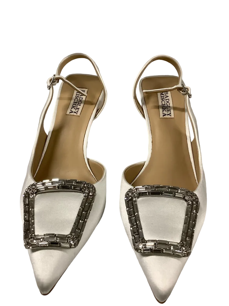 Badgley Mischka Shoe Size 8 White Adaline Heels