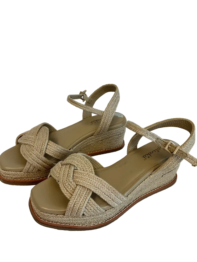 Splendid Shoe Size 7 Tan Wedges