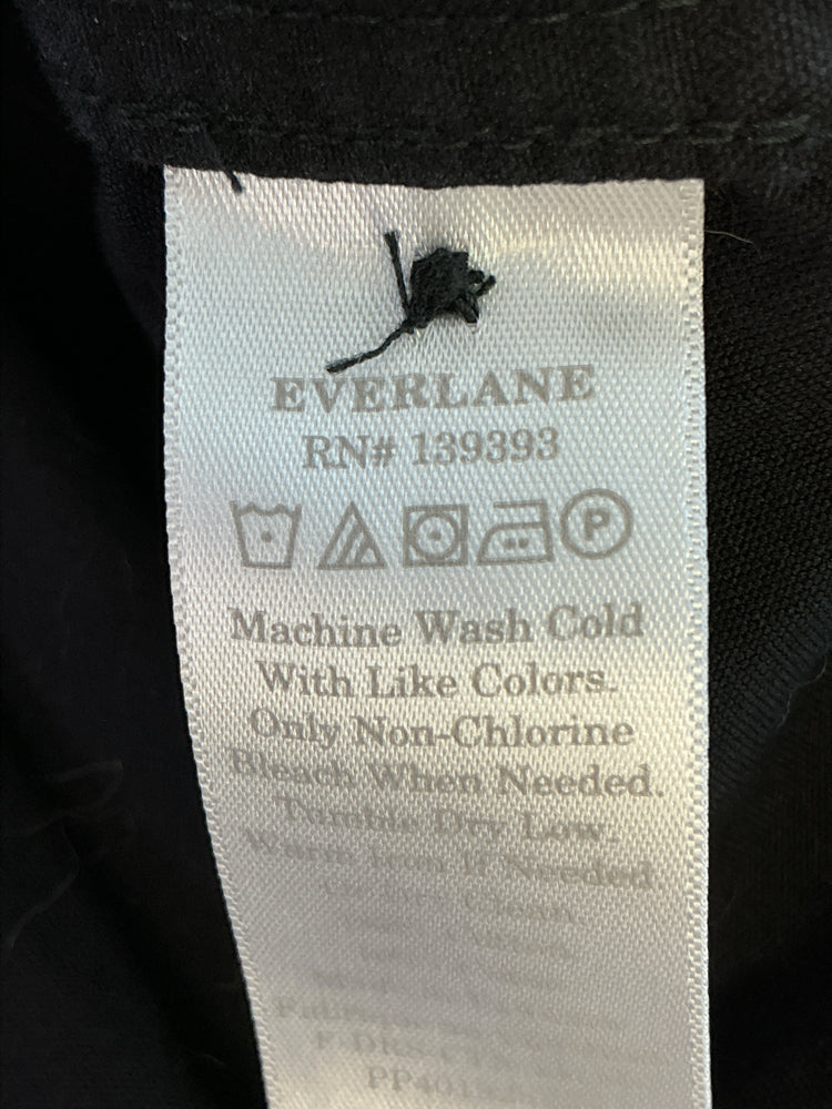 Evereve Size 8 Black Dress