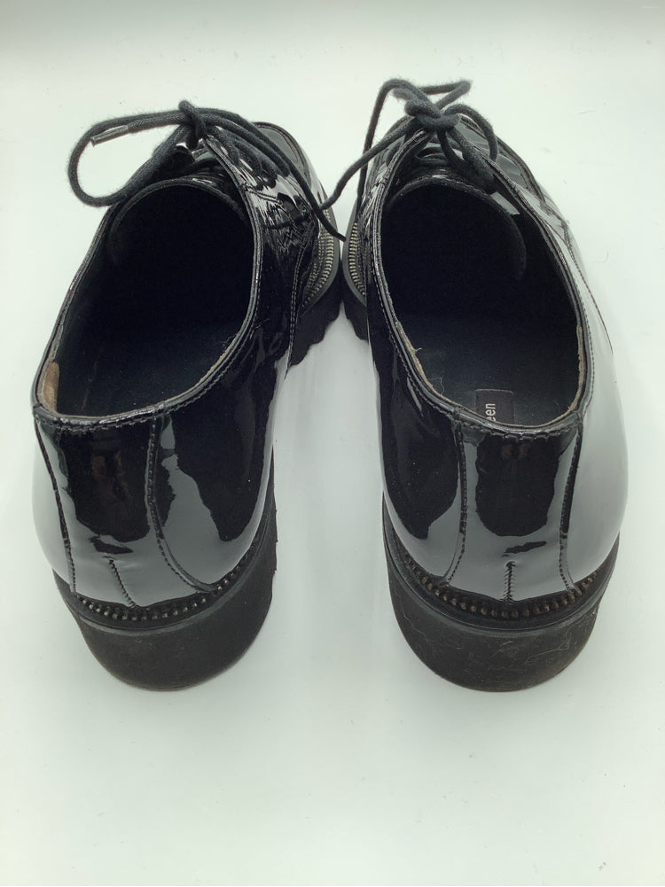 7.5 Paul Green Loafers