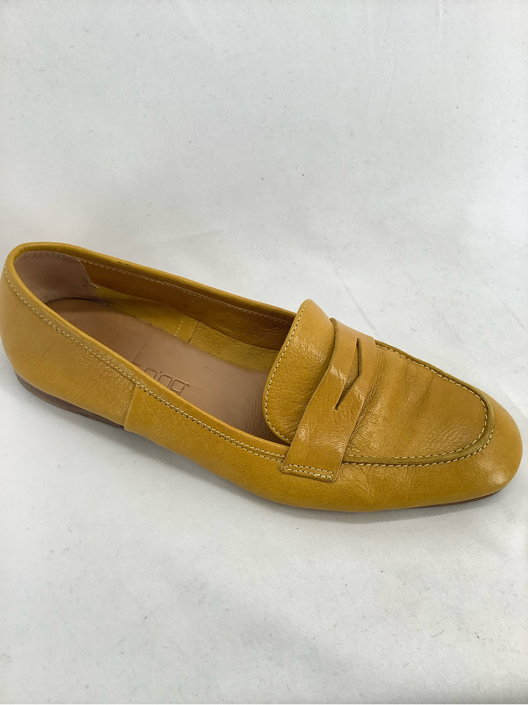 6 Pomme D'Or Flats
